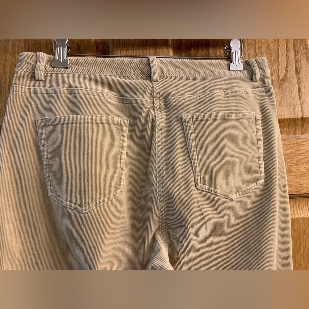 State-Ments Petite Full-Length Tan Women’s Corduroy Pants - Size 10P - Mid-Rise - Picture 4 of 5